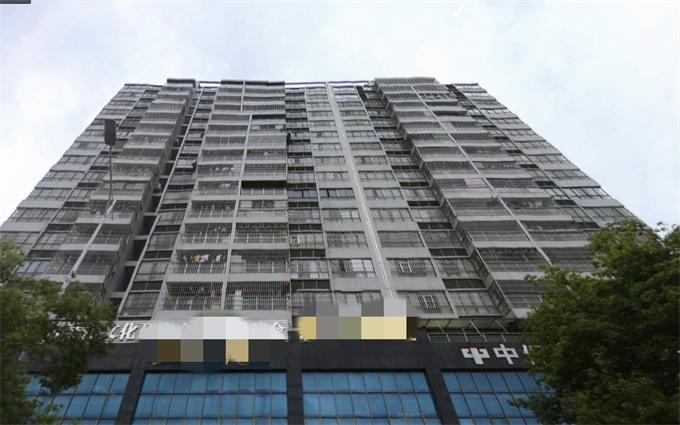 观澜两栋统建楼小区；11400元/平，原始居家户型