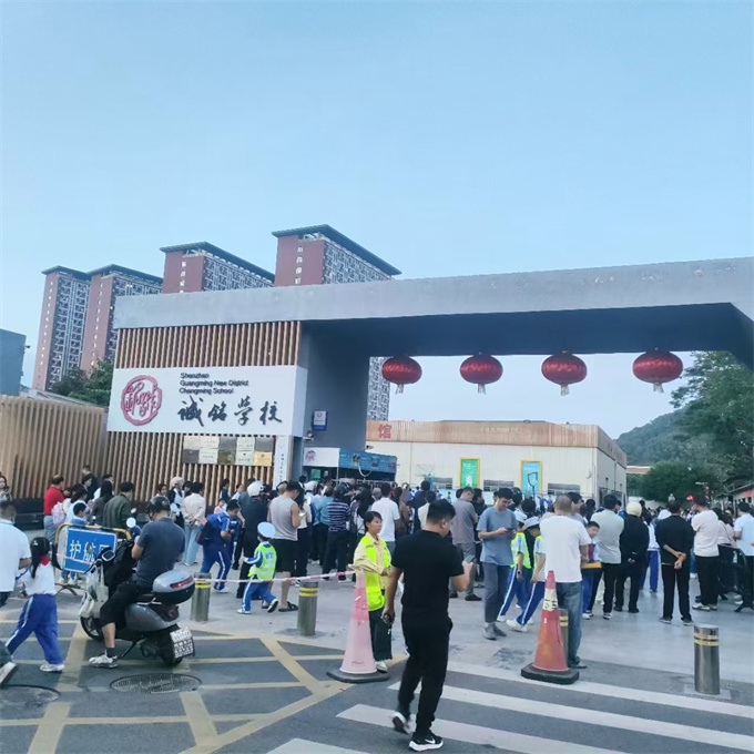 光明小产权房；总价26.8万起，6号线中大地铁口600米