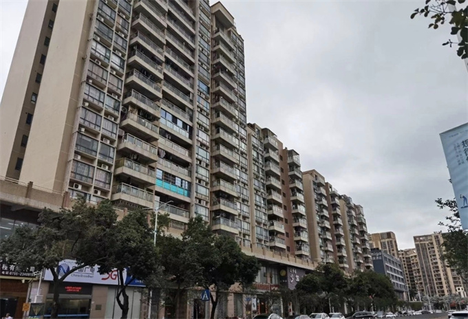 公明四栋统建楼靓盘；8200元/平起，红花山地铁口零距离
