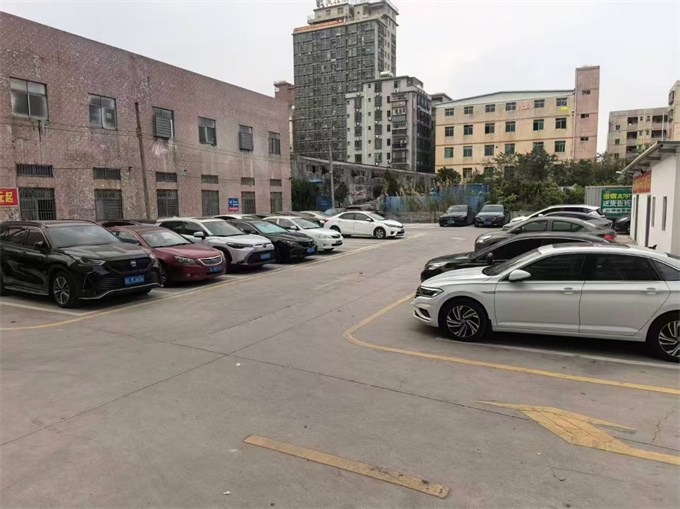 坑梓地铁口旁；总价8万/套起
