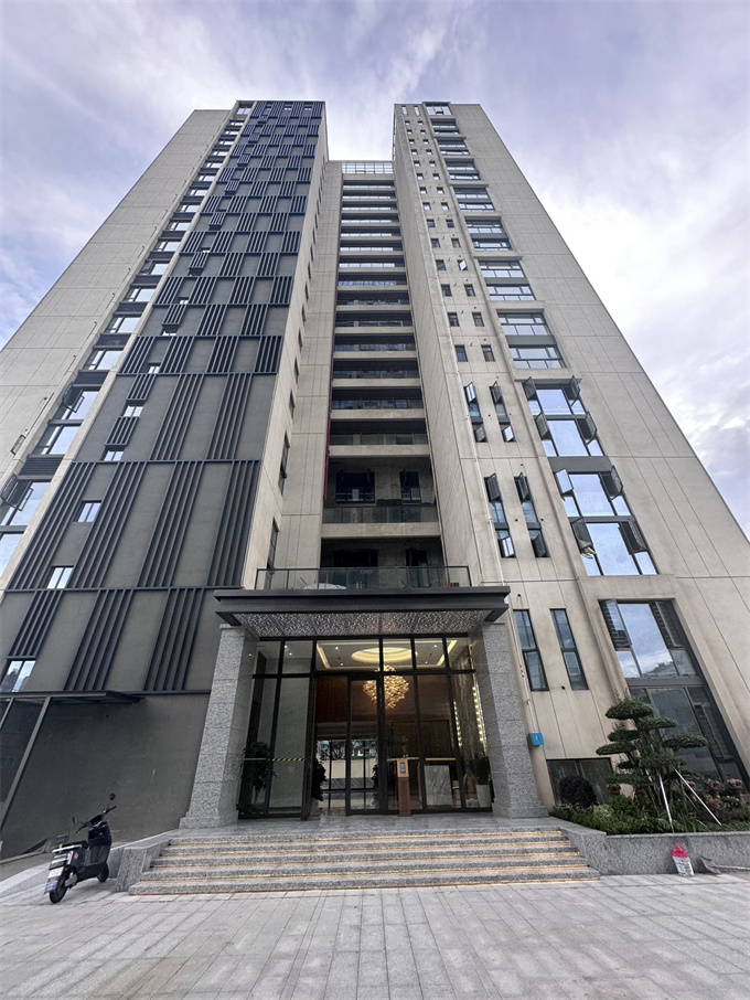 龙华匠心品质统建楼新盘，4号线地铁口零距离，自带3000元/㎡豪华装修交付