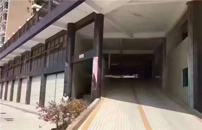 石岩三栋统建楼/均价8800/㎡ 原始户型 使用率高 可落户