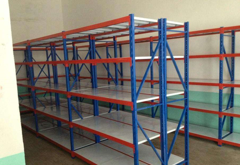 Medium shelves