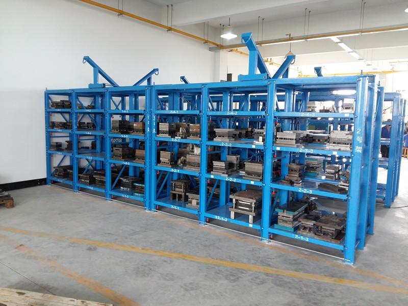 Shelves for Placing Molds: What to Look for Before Buying