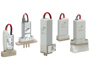 SMC 小型化学液用直动2・3通电磁阀LVM