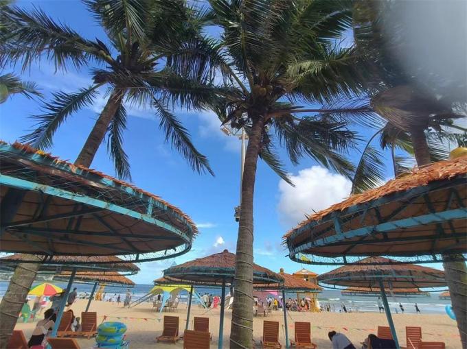 latest company news about Seafood, Sunsets & Sand: Hiner-Pack's Unforgettable Hailing Island Escape  3